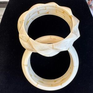 Vintage Buffalo Bone Bangles Ivory-Colored Bracelet Set